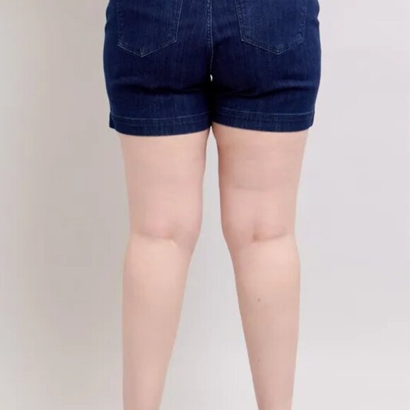 Judy Blue Plus Size High Waist Denim Shorts‎ - Picture 2 of 10